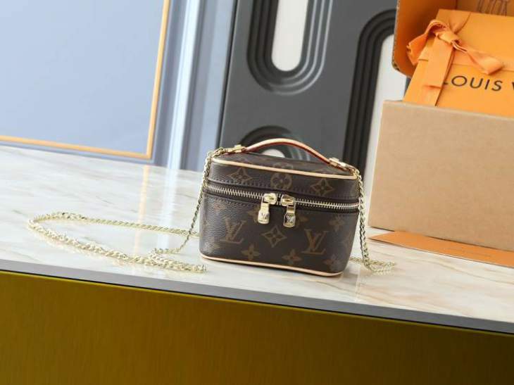 Picture of Louis Vuitton Handbags _SKUfw200955630fw